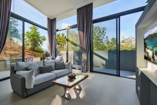 Garden view suite terrace