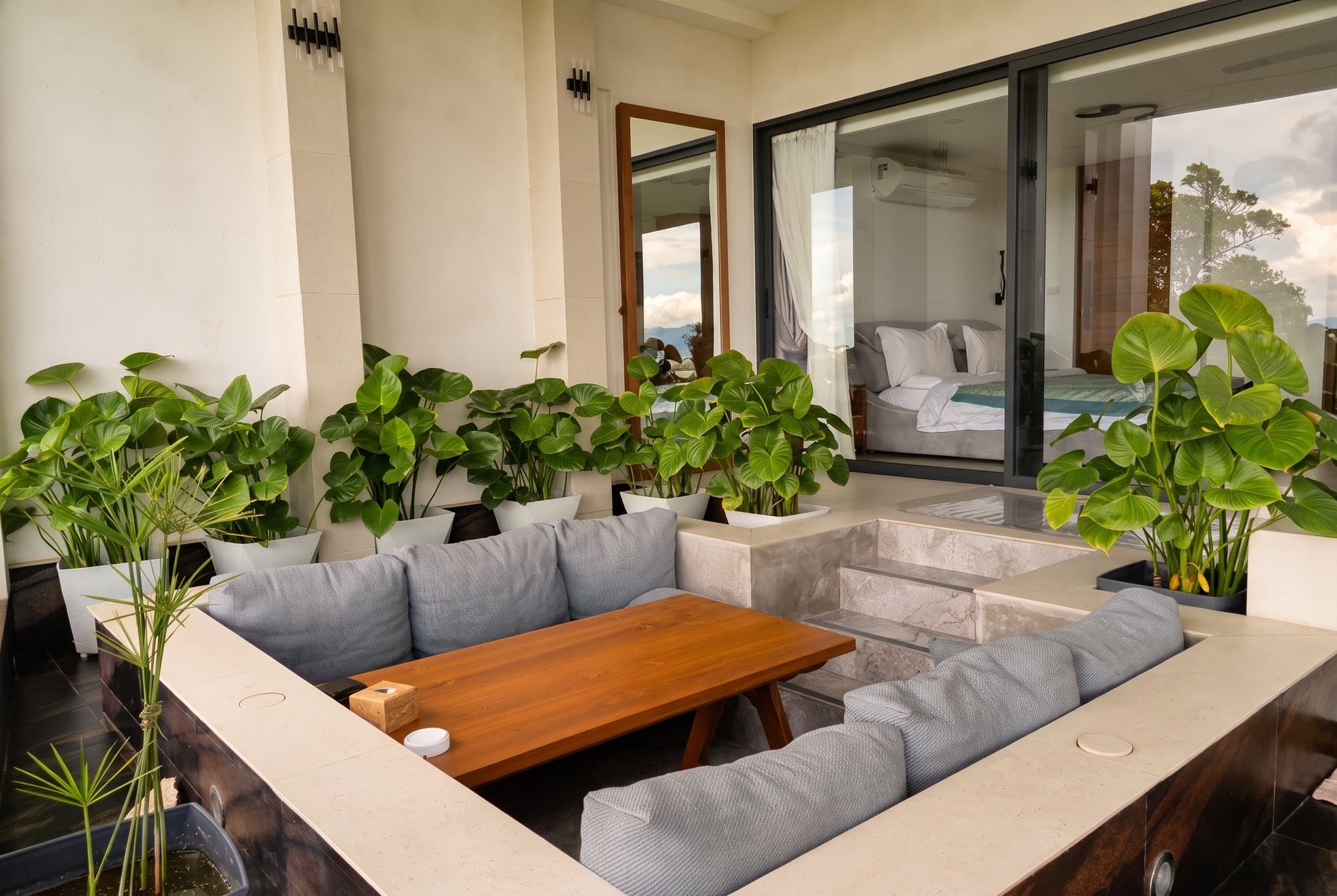 Seaview 2BR villa sunken terrace lounge